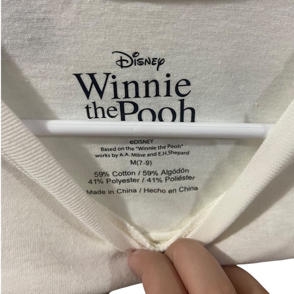 Winnie the poo graphic tee size m - Picture 3 of 4